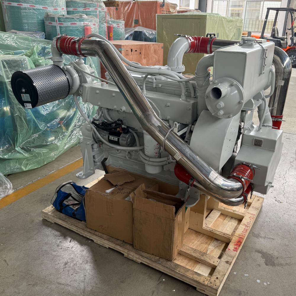 Cummins 6L Series 200kw~250kw Marine Diesel Engine